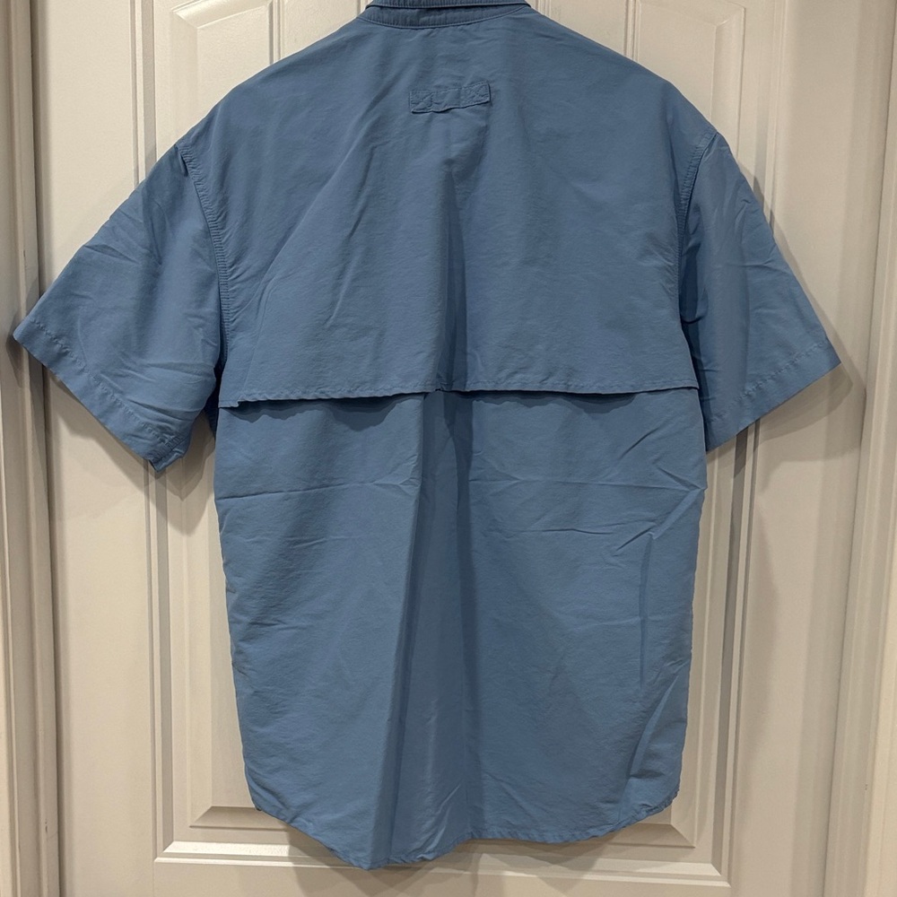 EUC L.L. Bean Men's Casual Blue Button Down Tropicwear Shirt - Picture 4 of 4